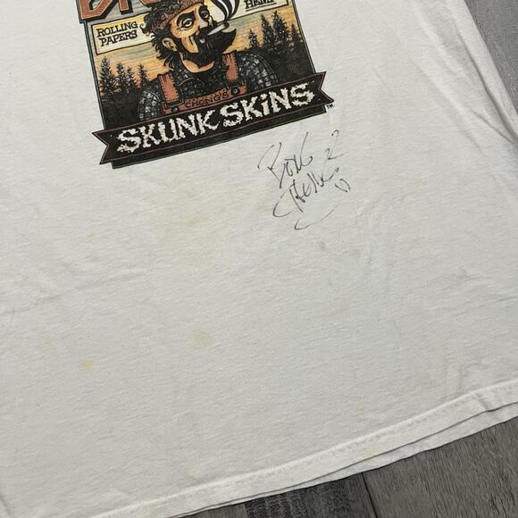 Vtg Tommy Chong Autographed T Shirt Big-Bag Chong's Skunk Skins 420 Stoner Sz XL - Picture 4 of 6